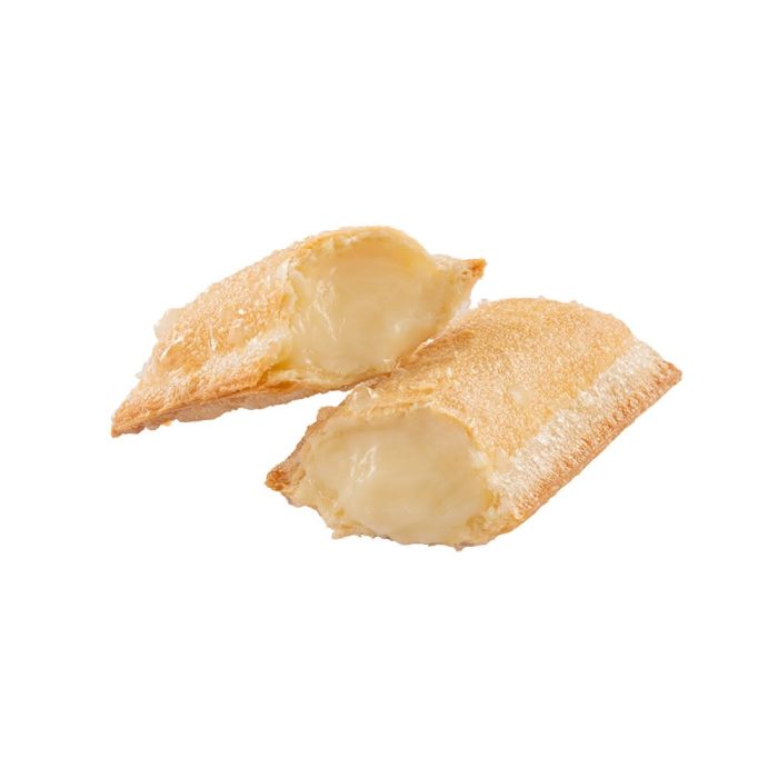 Pie de Queso en QueDely: Calientito por fuera, cremoso por dentro. Nuestro pie de queso tiene una corteza dorada y un relleno suave que se derrite en la boca. El final perfecto para tu comida.